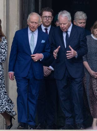 April 21, 2026, London, England, United Kingdom: King CHARLES III is seen with the Chair of the Queen Elizabeth Memorial Committee ROBIN JARVIN after a visit to the British Museum to view the final design for the Queen Elizabeth Memorial. London United Kingdom - ZUMAs262 20260421_zip_s262_011 Copyright: xTayfunxSalcix