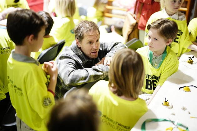 GÖTEBORG, SWEDEN 20260420 Formula 1 World Champion Sebastian Vettel visits Lilla Samskolan where students show their environmental work Sebastian Vettel is in Gothenburg to receive The Perfect World Foundation Award GÖTEBORG SWEDEN x9200x  Copyright: xBjörnxLarssonxRosvall TTx SEBASTIAN VETTEL EofYh-Se6pk