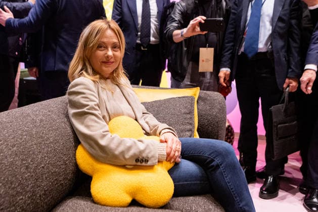 Milan Design Week MILAN, ITALY – APRIL 21: Prime Minister of the Italian Republic Giorgia Meloni attends the inauguration of the Salone del Mobile, the world s leading international trade fair for furniture and design, in Milan, Italy, on April 21, 2026. Andrea Carrubba Anadolu Milan Italy. Editorial use only. Please get in touch for any other usage.  Copyright: x2026xAnadoluxAndreaxCarrubbax