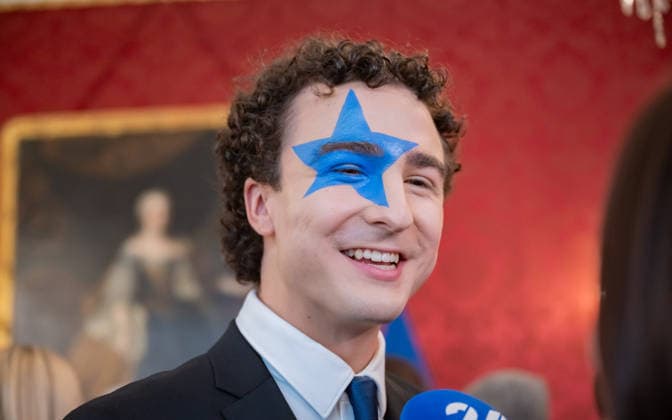 20260421 BP Van der Bellen trifft Oesterreichs ESC-Teilnehmerinnen und Teilnehmer WIEN, OESTERREICH - 21. APRIL: Saenger, Kontertenor und Eurovision-Song-Contest 2025 Gewinner Johannes Pietsch alias JJ waehrend des Empfangs Oesterreichs ESC-Teilnehmerinnen und -Teilnehmer aus den vergangenen Jahrzehnten anlaesslich des 70. Eurovision Song Contest vom 12. bis zum 16. Mai 2026 in Wien im Maria Theresien-Zimmer in der Wiener Hofburg am 21. April 2026 in Wien, Oesterreich. 260421_SEPA_17_045 Copyright: xIsabellexOuvrardx SEPAxMedia