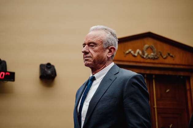 April 21, 2026, Washington, District Of Columbia, USA: Health and Human Services Secretary ROBERT F KENNEDY JR. testifies at a House Energy and Commerce hearing in Washington, D.C. on April 21, 2026. Washington USA  - ZUMAl196 20260421_znp_l196_016 Copyright: xRaphaelxLiyx