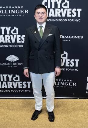 April 21, 2026, Bronx, New York, USA: Bowen Yang attends as City Harvest presents the 2026 Gala: Shaken, Not Stirred at Cipriani 42nd Street in New York, NY on April 21,2026. Bronx USA  - ZUMAr339 20260421_znp_r339_037 Copyright: xLevxRadinx