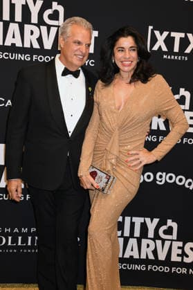NEW YORK, NY APRIL 21 Eric Ripert and Sandra Ripert at City Harvest Presents The 2026 Gala Shaken, Not Stirred on April 21, 2026 at Cipriani 42nd St in New York City Credit AdMedia New York City USA  - ZUMAa123 20260421_zaa_a123_018 Copyright: xJackxFyckex