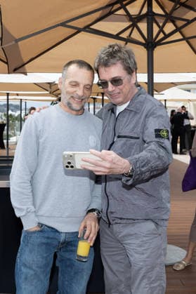 2nd World AI Film Festival - Photocall - Cannes Mathieu Kassovitz and Jean-Michel Jarre attend the photocall of the 2nd World AI Film Festival (WAIFF) at the Marriott hotel in Cannes. France on April 21, 2026. Photo by Shootpix ABACAPRESS.COM Cannes France  Copyright: xShootpix ABACAx