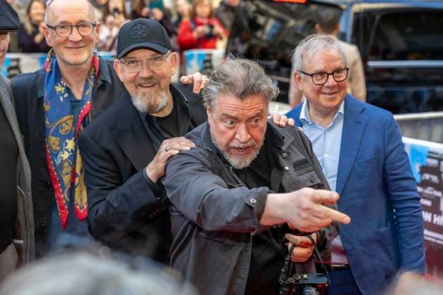 ABB 4VONHIER- Peter Lohmeyer (Schauspieler), Dietmar Bär Baer (Schauspieler), Armin Rohde (Schauspieler), Joachim Krol (Schauspieler) zu Gast auf dem roten Teppich bei der WDR TV Film Premiere Vier von Hier in der Lichtburg, Kinopremiere in Essen am 21.94.2026 *** ABB 4VONHIER Peter Lohmeyer actor , Dietmar Bär Baer actor , Armin Rohde actor , Joachim Krol actor on the red carpet at the WDR TV movie premiere Vier von Hier at the Lichtburg, cinema premiere in Essen on 21 94 2026