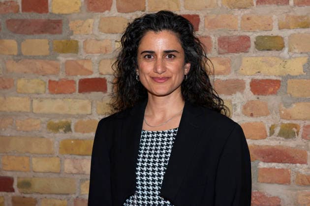 Nachbeben , Premiere im Kino in der Kulturbrauerei, Berlin, 22.04.2026 Hauptdarstellerin Özlem Saglanmak, NACHBEBEN (Kinostart: 07.05.2026), Photo Call zur Berlin-Premiere, Kino in der Kulturbrauerei, Berlin, 22.04.2026 Berlin Kino in der Kulturbrauerei Deutschland, germany Copyright: xChristianxBehringx