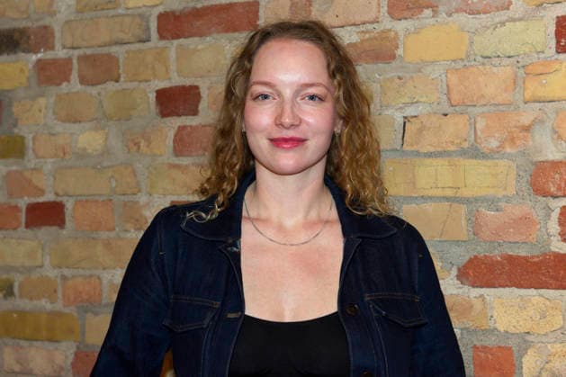 Nachbeben , Premiere im Kino in der Kulturbrauerei, Berlin, 22.04.2026 Regisseurin Zinnini Elkington, NACHBEBEN (Kinostart: 07.05.2026), Photo Call zur Berlin-Premiere, Kino in der Kulturbrauerei, Berlin, 22.04.2026 Berlin Kino in der Kulturbrauerei Deutschland, germany Copyright: xChristianxBehringx