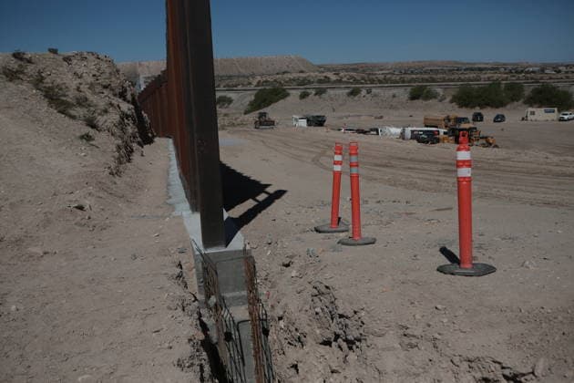 Construction of border wall between Ciudad Juarez and New Mexico has reached 100 meters CIUDAD JUAREZ , MEXICO - APRIL 22: Construction of the border wall between Ciudad Juarez and New Mexico has reached its first 100 meters in Ciudad Juarez, Mexico on April 22, 2026. This project is part of the Smart Wall initiative, launched by the U.S. government under President Donald Trump, which includes 370 kilometers of physical wall and nearly 640 kilometers of new technology in the El Paso. Christian Torres Anadolu Ciudad Juarez Mexico. Editorial use only. Please get in touch for any other usage.  Copyright: x2026xAnadoluxChristianxTorresx