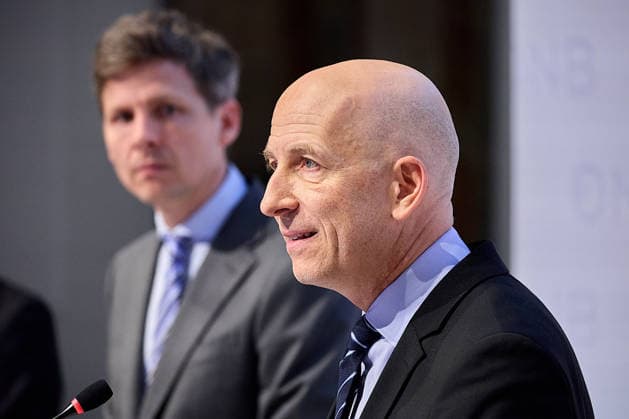 - Wien 22.04.2026 - PK Österreichische Nationalbank - Heute fand in der Österreichischen Nationalbank die Präsentation des Financial Stability Report 51 statt. PHOTO: (v.L.n.R) Thomas Steiner (Dir. Ressorts Finanzmarktstabilität Bankenaufsicht Beteiligungen), ÖNB-Gouverneur Martin Kocher. Vienna (AUSTRIA) - Press conference Austrian National Bank - Today, the presentation of the Financial Stability Report 51 took place at the Austrian National Bank. OeNB, ÖNB, ONB, Österreichische Nationalbank