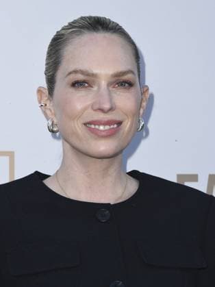 Erin Foster at arrivals for The Environmental Working Group and Know Your Value Annual Earth Day Dinner, Skirball Cultural Center, Los Angeles, CA, April 22, 2026. Photo By: Elizabeth Goodenough Everett Collection The Environmental Working Group and Know Your Value Annual Earth Day Dinner PUBLICATIONXNOTxINxCANxCHNxFRAxITAxJPNxNORxPOLxRUSxESPxUKxUSA