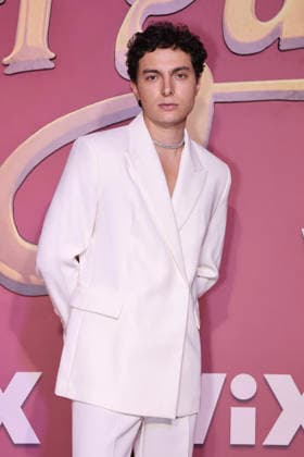 Los Encantos del Sinverguenza Red Carpet Ian Couttolenc attends the red carpet for ˜Los Encantos del Sinverguenza™ tv series at Videocine. on April 22, 2026 in Mexico City, Mexico. (Photo by Yamak Perea Eyepix Group) Copyright: xYamakxPerea xEyepixxGroupx YP_22042026_181479