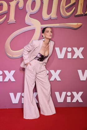 Los Encantos del Sinverguenza Red Carpet Carolina Miranda attends the red carpet for ˜Los Encantos del Sinverguenza™ tv series at Videocine. on April 22, 2026 in Mexico City, Mexico. (Photo by Yamak Perea Eyepix Group) Copyright: xYamakxPerea xEyepixxGroupx YP_22042026_181387