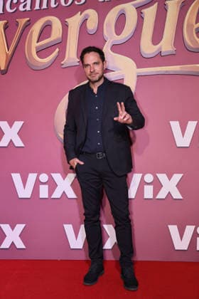 Los Encantos del Sinverguenza Red Carpet Manolo Cardona attends the red carpet for ˜Los Encantos del Sinverguenza™ tv series at Videocine. on April 22, 2026 in Mexico City, Mexico. (Photo by Yamak Perea Eyepix Group) Copyright: xYamakxPerea xEyepixxGroupx YP_22042026_181444