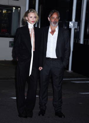 Charlize Theron At Apex Premiere - NYC Charlize Theron and Baltasar Kormakur at the Paris Theater for the Apex NY premiere on April 22, 2026 in New York city, NY, USA. Photo by MM ABACAPRESS.COM New York City United States  Copyright: xMM ABACAx