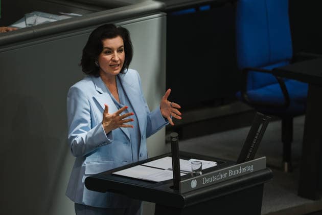 Deutschland: Berlin, Deutscher Bundestag, Plenum, Bundesministerin, Dorothee Bär, Raumfahrt, CSU *** Germany Berlin, German Bundestag, plenary session, Federal Minister, Dorothee Bär, space travel, CSU Copyright: xMilenaxRadatzx