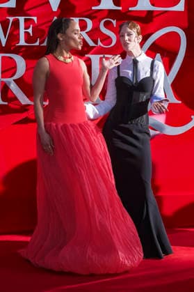 Alex Scott und Jess Glynne bei der Europapremiere des Kinofilms The Devil Wears Prada 2 Der Teufel trägt Prada 2 im Cineworld Leicester Square & Vue West End. London, 22.04.2026