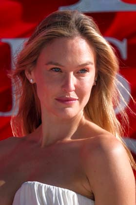 Bar Refaeli bei der Europapremiere des Kinofilms The Devil Wears Prada 2 Der Teufel trägt Prada 2 im Cineworld Leicester Square & Vue West End. London, 22.04.2026
