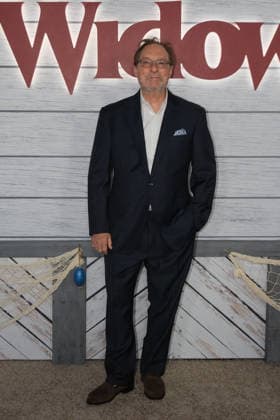 NEW YORK, NEW YORK - APRIL 22: Stephen Root Apple s Widow s Bay New York Premiere at Regal Union SKate O Flynn quare on April 22, 2026 in New York City. Credit: AdMedia USA  - ZUMAa123 20260422_zaa_a123_081 Copyright: xChrisxGonzalezx