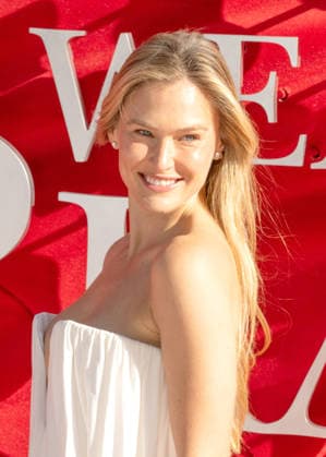 Bar Refaeli attends The Devil Wears Prada 2 European Premiere in London, England. UK. Wednesday 23rd April 2026. Copyright: xJamesxWarrenx ae75e335