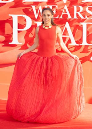 Alex Scott attends The Devil Wears Prada 2 European Premiere in London, England. UK. Wednesday 23rd April 2026. Copyright: xJamesxWarrenx ae75e346