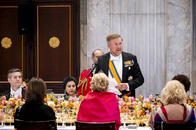 Amsterdam, The Netherlands, 2026-04-23 19:35:53 AMSTERDAM, 23-04-2026, Royal Palace on Dam Square. King Willem Alexander and Queen Maxima receive the Diplomatic Corps for a dinner at the Royal Palace on Dam Square. PHOTO: NLBeeld POOL Patrick van Katwijk Credit: NL Beeld Patrick van Emst  Copyright: xx x