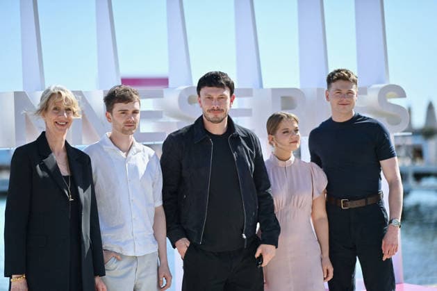 Half Man Photocall - The 9th Cannes Series International Festival. FC CANNES, FRANCE - APRIL 23 Sophie Gardiner, Mitchell Robertson, Richard Gadd, Alexandra Brodski and Stuart Campbell attends the Half Man Photocall at the 9th Cannes Series International Festival at Plage Du Majestic on April 23, 2026 in Cannes, France. Photo by Franck Castel ABACAPRESS.COM Cannes France  Copyright: xCastelxFranck ABACAx