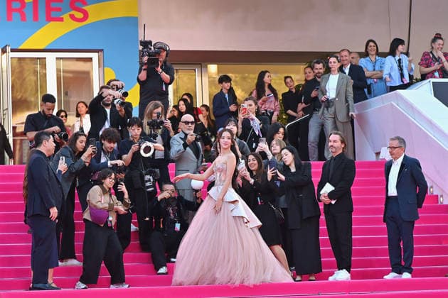 Opening Pink Carpet - The 9th Cannes Series International Festival. FC CANNES, FRANCE - APRIL 23 Jisoo attends the Opening Pink Carpet at the 9th Cannes Series International Festival on April 23, 2026 in Cannes, France.Photo by Franck Castel ABACAPRESS.COM Cannes France  Copyright: xCastelxFranck ABACAx