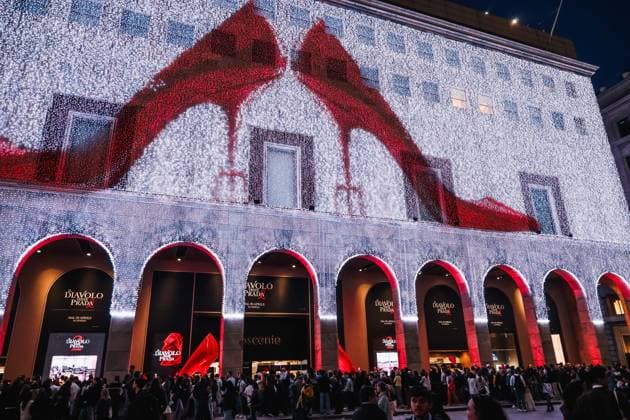 Milan, The Italian premiere of the film The Devil Wears Prada 2 at La Rinascente. Pictured: Projections on the façade of La Rinascente.  Copyright: xAlessandroxBremecx xipa-agency.netx xx IPA_Agency_IPA74184699