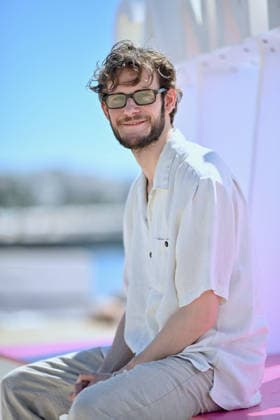9th Cannes Series - Harvest Photocall. FC CANNES, FRANCE - APRIL 24 Simon Bennebjerg attends the Harvest Photocall at the 9th Canneseries International Festival on April 24, 2026 in Cannes, France.. Photo by Franck Castel ABACAPRESS.COM Cannes France  Copyright: xCastelxFranck ABACAx