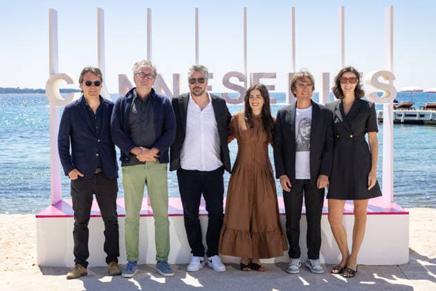9th Cannes Series - The Oligarchie And The Art Dealer Photocall Andreas Dalsgaard, Christoph Jörg, Inès Bensalem, Ezra Chowaiki, Antoine Harari, and guests attend the The Oligarchie And The Art Dealer Photocall at the 9th Canneseries International Festival on April 24, 2026 in Cannes, France Photo by Shootpix ABACAPRESS.COM Cannes France  Copyright: xShootpix ABACAx