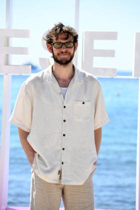 April 24, 2026, Cannes, France: Simon Bennebjerg attends the Harvest Photocall at the 9th Canneseries International Festival. Cannes France - ZUMAs197 20260424_aaa_s197_018 Copyright: xGianluigixJoriox