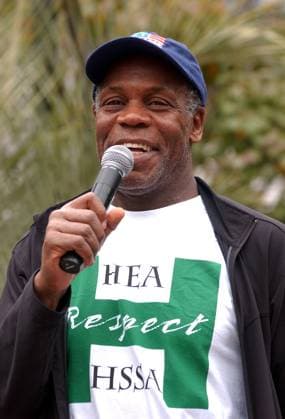 Get Out The Vote Rally - Danny Glover October 29, 2004 - Pittsburgh, PA, U.S. - October 29, 2004; Pittsburgh, PA, USA; Actor DANNY GLOVER visits Market Square downtown for a Get Out The Vote Rally urging everyone to vote on November 2nd. Photo by Jason Nelson AdMedia ( ) Copyright 2004 by Jason Nelson Copyright: xJasonxNelsonAdmediax