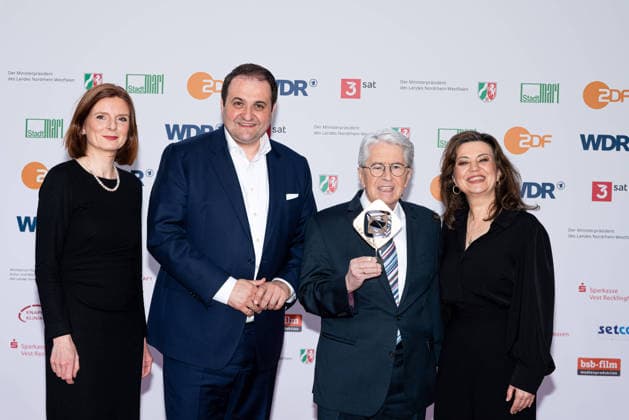 Katrin Vernau, Nathanael Liminski, Frank Elstner, Cigdem Uzunoglu, Grimme-Preis 2026: Prominenz und starke Bilder von der Gala in Marl 7aIMG: 0555525 Grimme-Preis 2026: Prominenz und starke Bilder von der Gala in MarlNordrhein-Westfalen, Marl, Deutschland Copyright: 7aktuell.dex xMarcxGruber 0555525 20260424_7a_grimme26_555525
