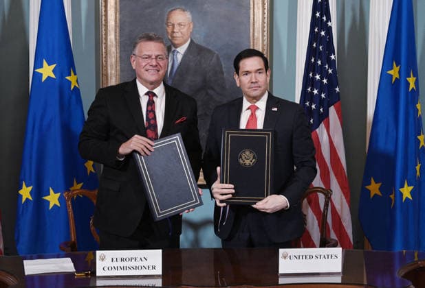 Secretary Rubio signs trade deal with EU trade chief Maros Sefcovic US Secretary of State Marco Rubio (R) participates in a Memorandum of Understanding Signing Ceremony for the US-EU Strategic Partnership on Critical Minerals with European Commissioner for Trade and Economic Security Maros Sefcovic (L) at the State Department in Washington, DC, on April 24, 2026. Photo by Olivier Douliery ABACAPRESS.COM Washington DC United States  Copyright: xDoulieryxOlivier ABACAx