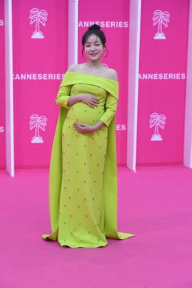 Pink Carpet - The 9th Canneseries International Festival in Cannes, France - 24 Apr 2026 Moon Ji-in, attends Day Two of the 9th Canneseries International Festival in Cannes. Pink Carpet - The 9th Canneseries International Festival - Day 2.April 24, 2026 Cannes France Copyright: xGianluigixJoriox xSOPAxImagesx GJorio_24,Pink Canneserie_24215