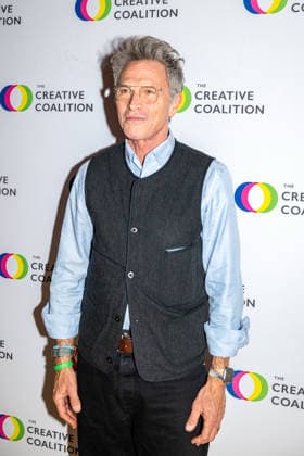 April 24, 2026, Lexington, District Of Columbia, USA: WASHINGTON, District of Columbia, USA, 24 April 2026: Tim Daly poses on the red carpet during The Creative Coalition Night Before Dinner ahead of the White House CorrespondentsÃ¢â‚¬â ¢ Dinner weekend at PubKey in Washington, DC, USA. Lexington USA - ZUMAk206 20260424_znp_k206_009 Copyright: xMattxKaminskyx