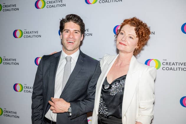 April 24, 2026, Washington, District Of Columbia, USA: WASHINGTON, District of Columbia, USA, 24 April 2026: Rebecca Wisocky and Asher Grodman pose on the red carpet during The Creative Coalition Night Before Dinner ahead of the White House CorrespondentsÃ¢â‚¬â ¢ Dinner weekend at PubKey in Washington, DC, USA. Washington USA - ZUMAk206 20260424_znp_k206_013 Copyright: xMattxKaminskyx