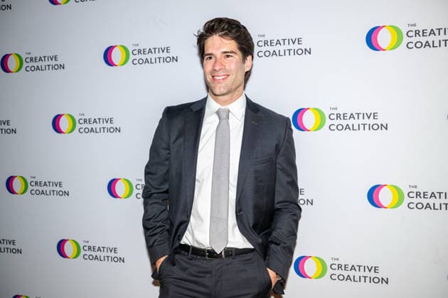 April 24, 2026, Washington, District Of Columbia, USA: WASHINGTON, District of Columbia, USA, 24 April 2026: Asher Grodman poses on the red carpet during The Creative Coalition Night Before Dinner ahead of the White House CorrespondentsÃ¢â‚¬â ¢ Dinner weekend at PubKey in Washington, DC, USA. Washington USA - ZUMAk206 20260424_znp_k206_021 Copyright: xMattxKaminskyx