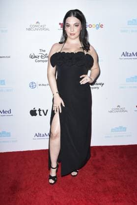 Isabella Gomez at arrivals for The National Hispanic Media Coalition (NHMC) Impact Awards Gala, Beverly Hilton Hotel, Beverly Hills, CA, April 24, 2026. Photo By: Elizabeth Goodenough Everett Collection The National Hispanic Media Coalition (NHMC) Impact Awards Gala PUBLICATIONXNOTxINxCANxCHNxFRAxITAxJPNxNORxPOLxRUSxESPxUKxUSA
