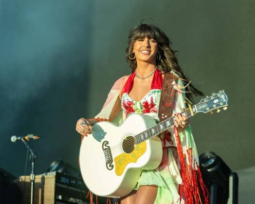 April 24, 2026, Indio, California, U.S: Musician ELLA LANGLEY during Stagecoach Music Festival at Empire Polo Club in Indio, California Indio U.S  - ZUMAs135 20260424_zap_s135_034 Copyright: xDanielxDeSloverx