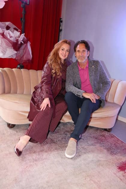 Kiki la Bise und Falk-Willy Wild bei der Anja Gockel Fashion Show Frisches für die Sinne im Showroom Paris 44 by Anja Gockel. Berlin, 10.04.2026 Copyright: xAgenturxMatthiasxWehnertx xR.xduxVinagex