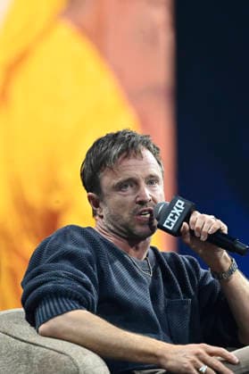 April 24, 2026, Mexico City, Ciudad de Mexico, Mexico: Aaron Paul speaks during a conference as part of pop culture festival CCXP Comic Con Experience at Centro Banamex on April 24, 2026 in Mexico City, Mexico. Mexico City Mexico - ZUMAe321 20260424_zea_e321_027 Copyright: xCarlosxTischlerx