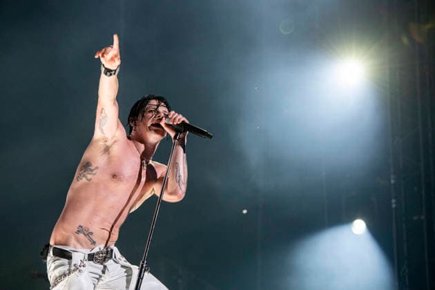 Yungblud performing live at The O2, London 24 April 2026 YUNGBLUD (Dominic Richard Harrison) is an English singer, songwriter, and actor. He is know for his outlandish shows and outfits. He has released two albums - his most recent Weird!, was released in late 20 and peaked atop the UK Albums Chart, and reached number 75 on the US Billboard 200. He appeared in Emmerdale and The Lodge before beginning his music career This tour is called: Idols - The World Tour for his third album of the same name, Credit:Dafydd Owen Avalon The O2 Arena, North Greenwich, London  Copyright: xDafyddxOwenx xAvalonx 1094127916