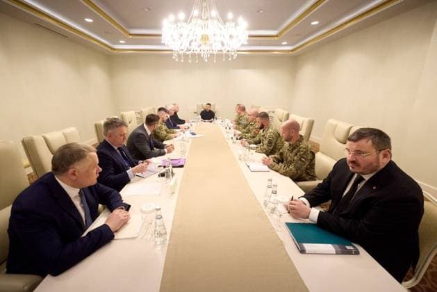 Ukrainian President Volodymyr Zelenskyy meets with his Azerbaijani counterpart, Ilham Aliyev, during a working visit to Azerbaijan, Ukrainian President Volodymyr Zelenskyy meets with his Azerbaijani counterpart, Ilham Aliyev, during a working visit to Azerbaijan, where they discussed cooperation in the fields of security and energy and signed bilateral agreements, in Azerbaijan, April 25, 2026. Photo by PRESIDENT OF UKRAINE apaimages Ukraine Ukraine Ukraine 250426_Azerbaijan_UPO_00(19).jpeg Copyright: xapaimagesxPRESIDENTxOFxUKRAINEx xapaimagesx