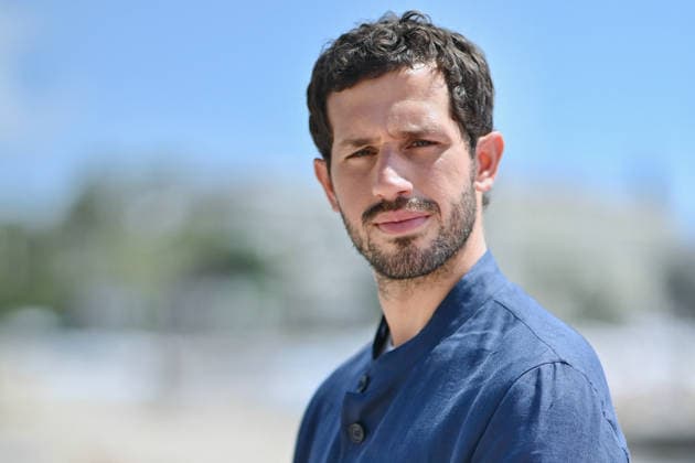 9th Cannes Series - Le Rouge Et Le Noir Photocall. FC CANNES, FRANCE - APRIL 25 Victor Belmondo attends the Le Rouge Et Le Noir Photocall at the 9th Canneseries International Festival on April 25, 2026 in Cannes, France. Photo by Franck Castel ABACAPRESS.COM Cannes France  Copyright: xCastelxFranck ABACAx
