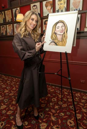 April 24, 2026, New York, Ny, United States: Caissie Levy joins the legendary wall of caricatures at Sardi s. Held at SardiÃ¢â‚¬â ¢s in New York. Zuma Press April 24, 2026. New York United States  - ZUMAp281 20260424_zea_p281_025 Copyright: xPhotoxImagexPressx