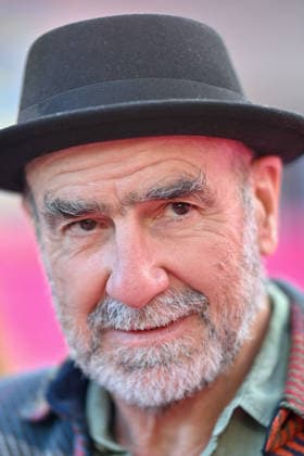 Pink Carpet - The 9th Canneseries International Festival - Day 3. FC CANNES, FRANCE - APRIL 25 Eric Cantona attends Day Three of the 9th Canneseries International Festival on April 25, 2026 in Cannes, France. Photo by Franck Castel ABACAPRESS.COM Cannes France  Copyright: xCastelxFranck ABACAx