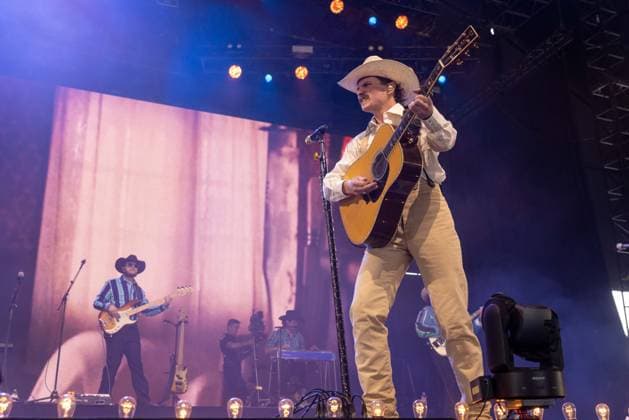 April 25, 2026, Indio, California, U.S: Musician BRAXTON KEITH during Stagecoach Music Festival at Empire Polo Club in Indio, California Indio U.S  - ZUMAs135 20260425_zap_s135_001 Copyright: xDanielxDeSloverx