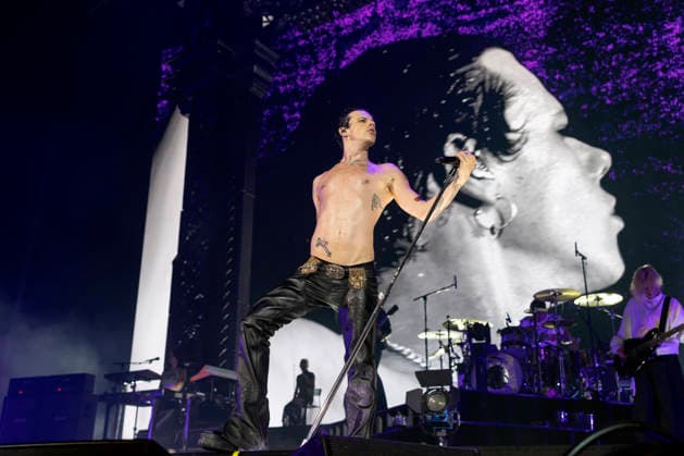 Yungblud performs at AO Arena Yungblud performs at AO Arena, Manchester, England, 25th April 2026, Credit:Mike Gray Avalon  Copyright: xMikexGrayx xAvalonx 1094364420