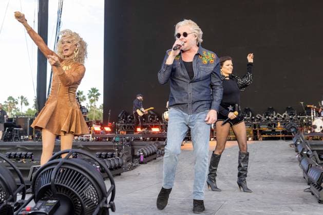 April 25, 2026, Indio, California, U.S: KIMBERLY SCHLAPMAN, PHILIP SWEET and KAREN FAIRCHILD of Little Big Town during Stagecoach Music Festival at Empire Polo Club in Indio, California Indio U.S  - ZUMAs135 20260425_zap_s135_013 Copyright: xDanielxDeSloverx